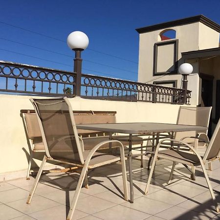 Oyo Hotel Cocobeach, Ensenada Eksteriør billede