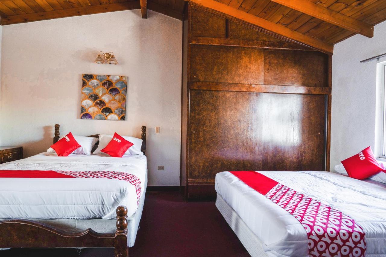Oyo Hotel Cocobeach, Ensenada Eksteriør billede