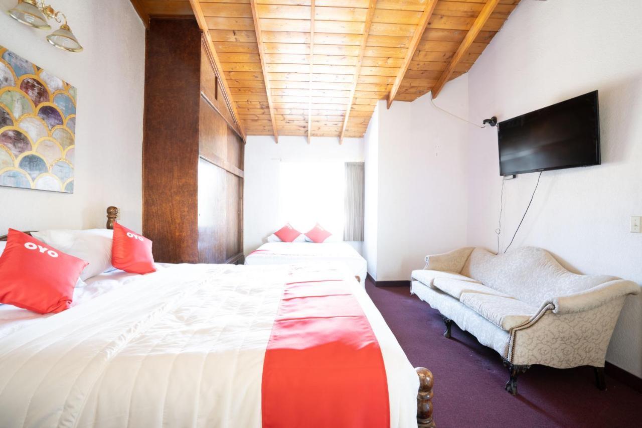 Oyo Hotel Cocobeach, Ensenada Eksteriør billede