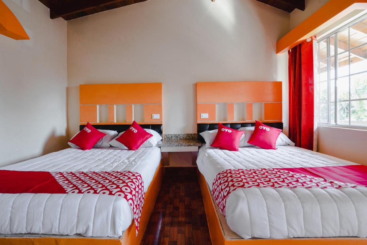 Oyo Hotel Cocobeach, Ensenada Eksteriør billede