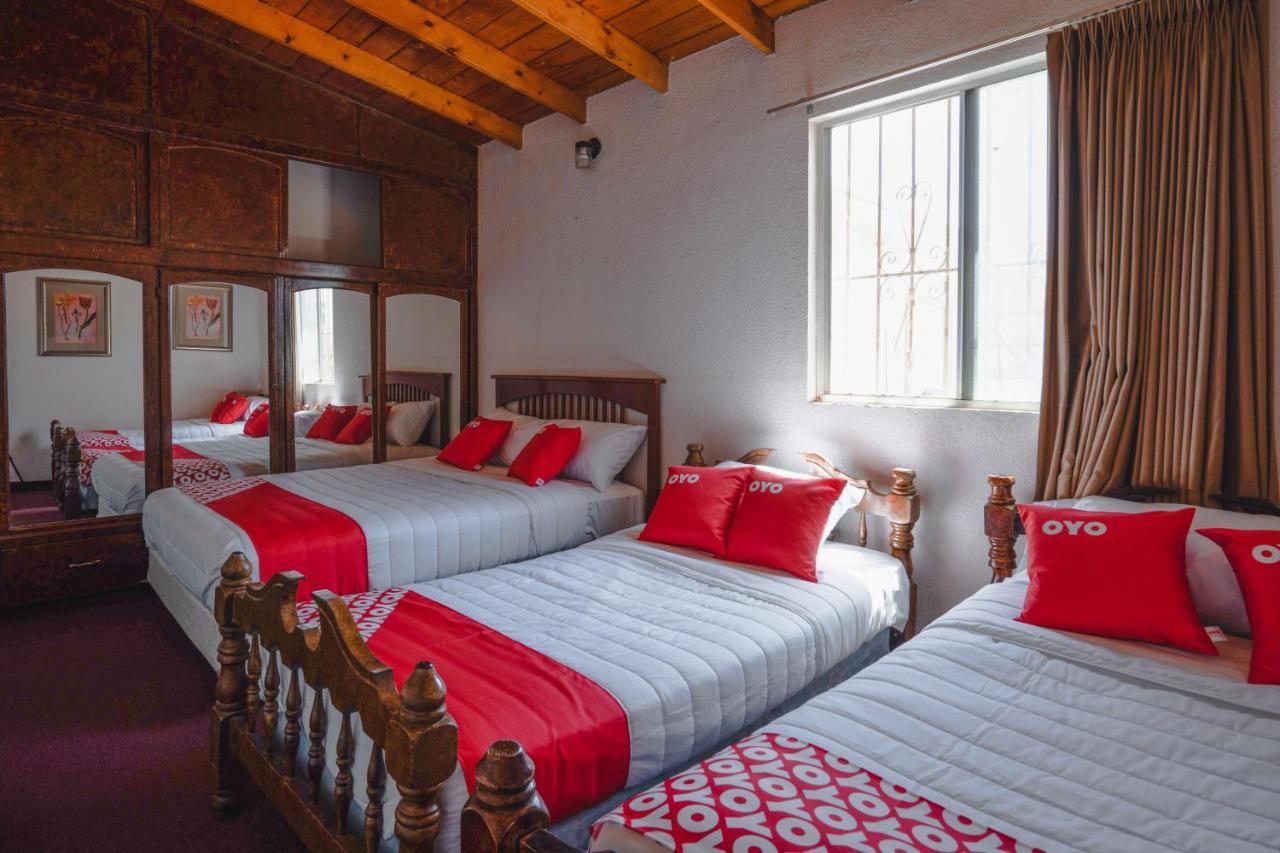 Oyo Hotel Cocobeach, Ensenada Eksteriør billede